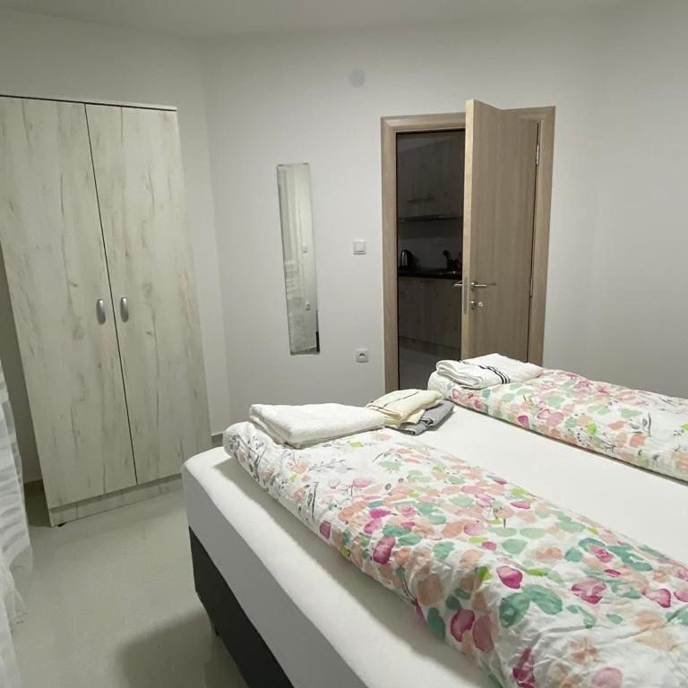 Villa Ronic سوكو بانيا المظهر الخارجي الصورة