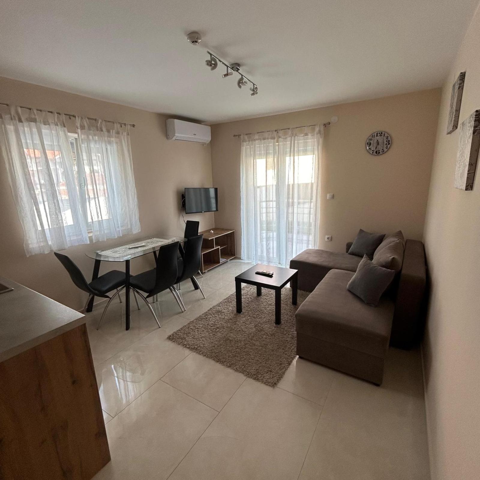 Villa Ronic سوكو بانيا المظهر الخارجي الصورة
